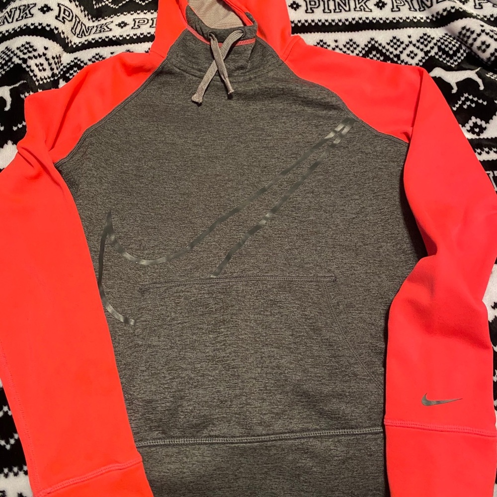 Nike bundle - Picture 2 of 2